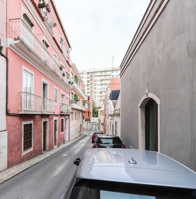 Ferienwohnung Vita Portucale ! Campo Ourique Design W/ Balcony Lissabon Exterior foto